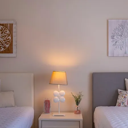 Apartmán Close To The Sea, To Lisbon And To Your Heart Silveira (Lisbon)
