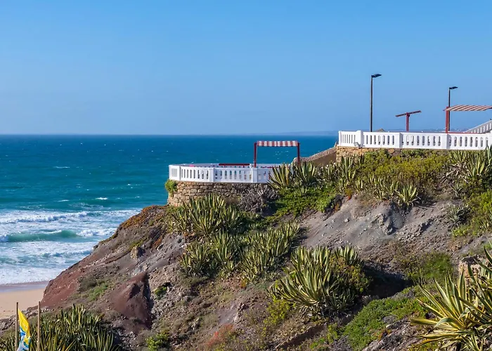 Close To The Sea, To Lisbon And To Your Heart Appartement *